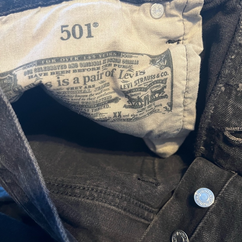 LEVIS DENIM SHORTS - Picture 5 of 5